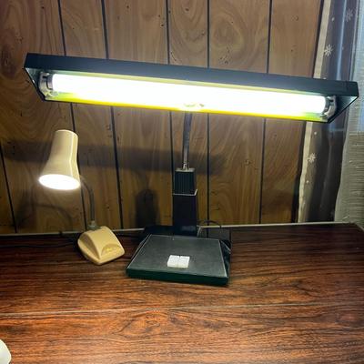 Vintage Wood Guillotines & More Office Accessories (UO-RG)