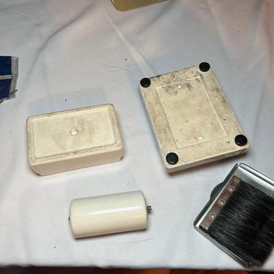 Vintage Wood Guillotines & More Office Accessories (UO-RG)