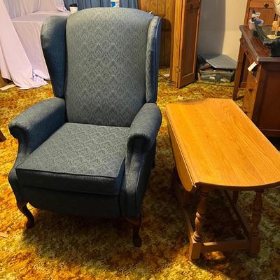 Wing Back Recline by Action Lane & Drop Leaf Small Side Table (UO-RG)