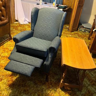 Wing Back Recline by Action Lane & Drop Leaf Small Side Table (UO-RG)