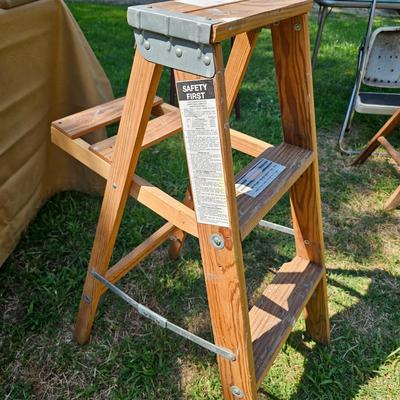 Small Step Ladders/Stools + Rolling Dollies (OB2-JS)