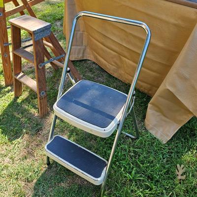 Small Step Ladders/Stools + Rolling Dollies (OB2-JS)