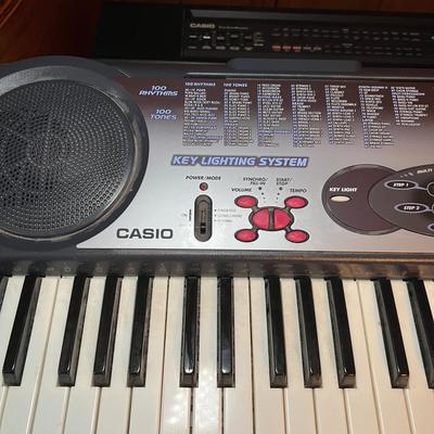 Casio LK-35 & CT-640 Keyboards W/Stands (UO-RG)