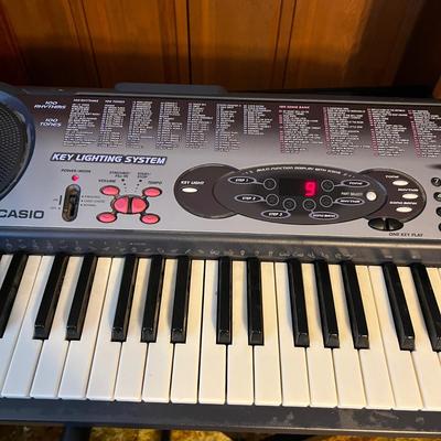 Casio LK-35 & CT-640 Keyboards W/Stands (UO-RG)