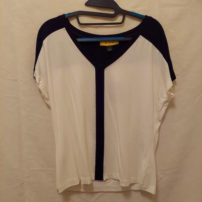 Tops & Dresses by St John, Chicoâ€™s, Yumi Kim Plus More Size M (PC-BBL)