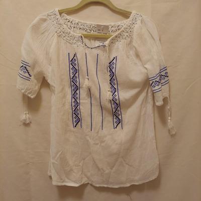 Tops & Dresses by St John, Chicoâ€™s, Yumi Kim Plus More Size M (PC-BBL)