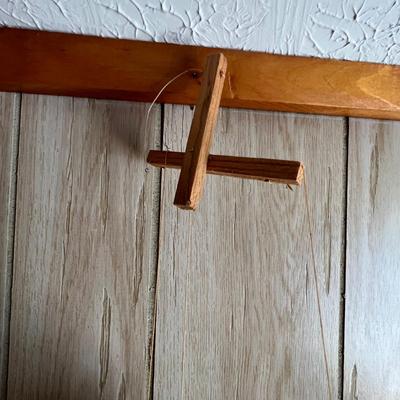 Puppets & Clown On A Swing (UB-RG)