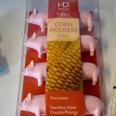 Kitchen Pig metal trays, Dish cloths, Pig corn holders and pig utensils