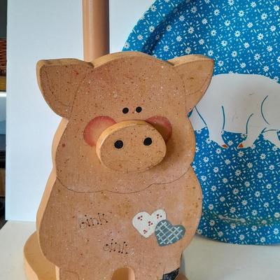 Kitchen Pig metal trays, Dish cloths, Pig corn holders and pig utensils