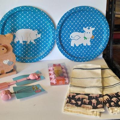 Kitchen Pig metal trays, Dish cloths, Pig corn holders and pig utensils