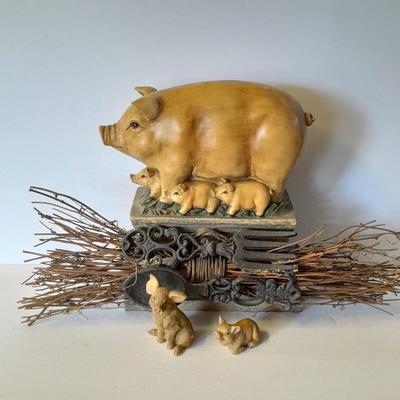 Pig figures and tall pig decorative statue