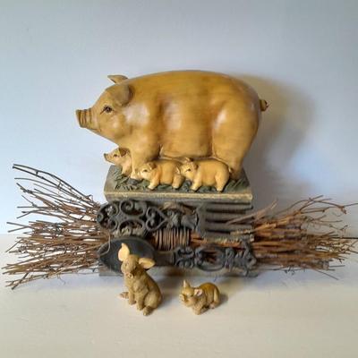 Pig figures and tall pig decorative statue