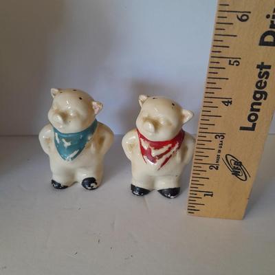 Vintage U.S.A. Marked pig cookie jar with matching salt & pepper shakers