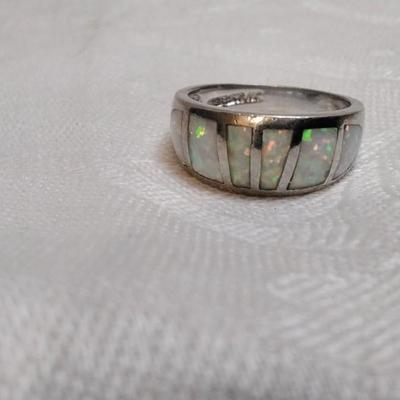 Vintage  Opal 925 Ring Size 7