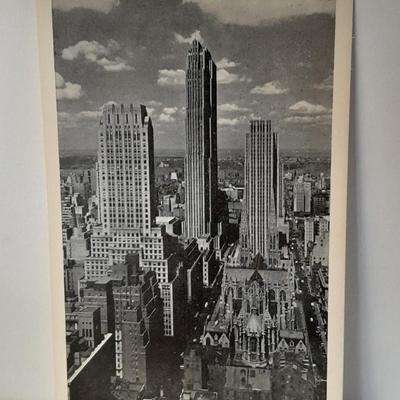 Black and white Postcards of Buildings - Architecture Unused postcards