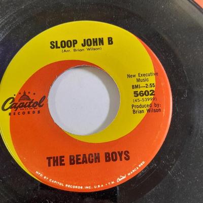 45 LP Records Beach Boys, Jody Davis, Johnny Cash, Harry Belafonte, and many more