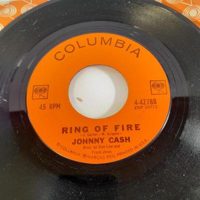 45 LP Records Beach Boys, Jody Davis, Johnny Cash, Harry Belafonte, and many more