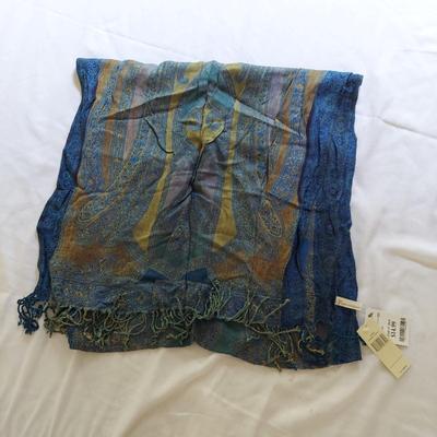 Large Casual Scarves Inc. Chicoâ€™s, Peruvian Connection & More (PC-BBL)