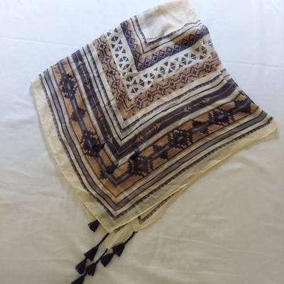 Large Casual Scarves Inc. Chicoâ€™s, Peruvian Connection & More (PC-BBL)
