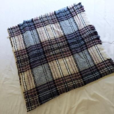 Large Casual Scarves Inc. Chicoâ€™s, Peruvian Connection & More (PC-BBL)