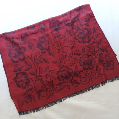 Large Casual Scarves Inc. Chicoâ€™s, Peruvian Connection & More (PC-BBL)
