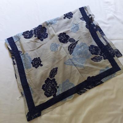 Large Casual Scarves Inc. Chicoâ€™s, Peruvian Connection & More (PC-BBL)