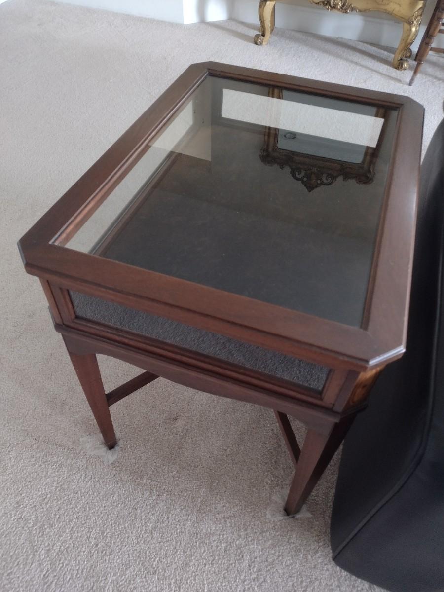 Vintage Glass Top Hinged Lid Curio Display Case End Table Solid Wood