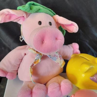 Pig toys for young kids - plush, figures and bank