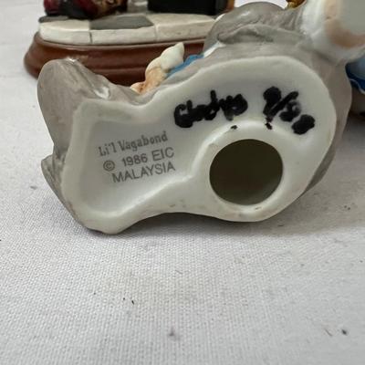 Clown Costumes, Decor & More (UB-RG)