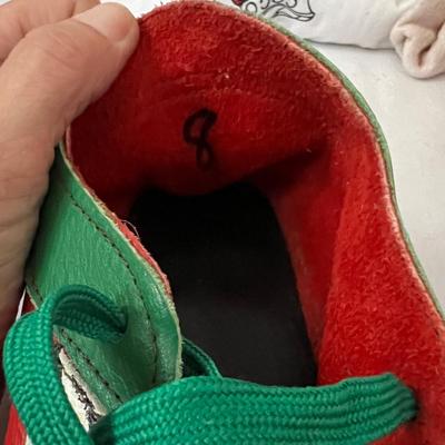 Clown Costumes, Decor & More (UB-RG)