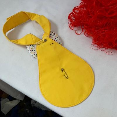 Clown Costumes, Decor & More (UB-RG)