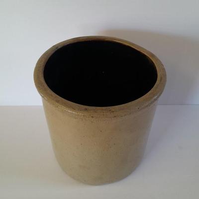 Antique, salt glazed 8" tall pottery Crock