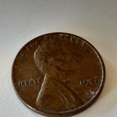 Two one cent Wheat pennies 1942 & 1945