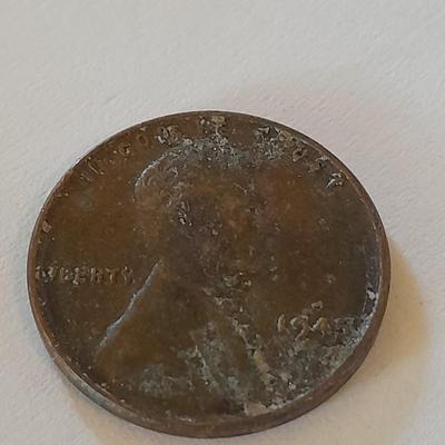 Two one cent Wheat pennies 1942 & 1945
