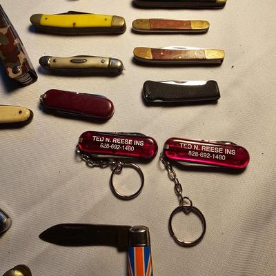 Large Knife Assortment & More  (UO-JS)