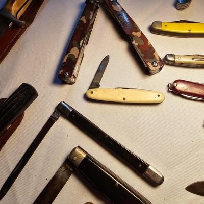 Large Knife Assortment & More  (UO-JS)