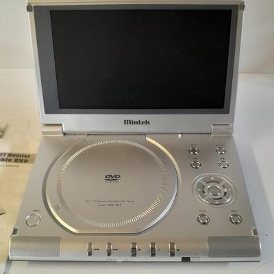 Mintek 8.5" TFT Widescreen portable DVD player with accessories and bag