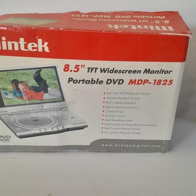 Mintek 8.5" TFT Widescreen portable DVD player with accessories and bag