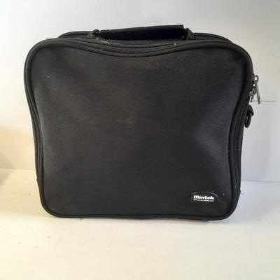 Mintek 8.5" TFT Widescreen portable DVD player with accessories and bag