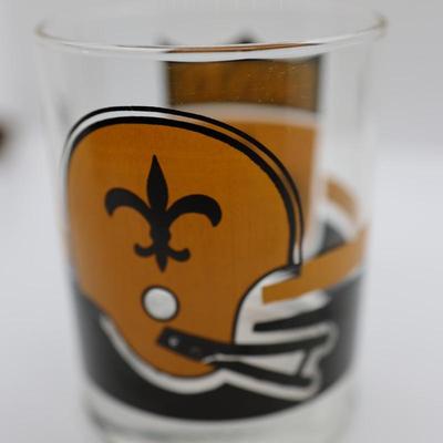 Set of Nine Vintage New Orleans Saints Glasses (9)
