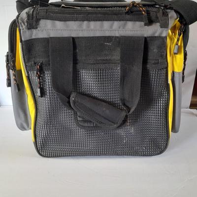 Cabela's soft sided tackle box with organizers