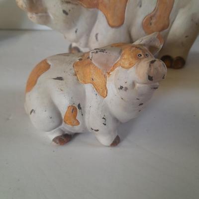 Brown and White Pig figures - Collectible pigs