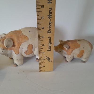 Brown and White Pig figures - Collectible pigs