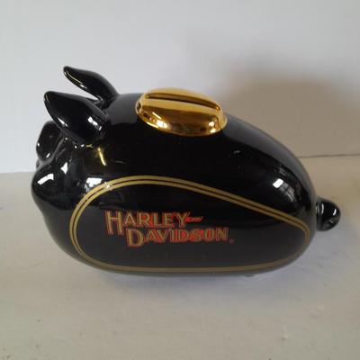 Harley Davidson Hog's - Harley Hog Piggy bank and Harley Hog salt & pepper shakers