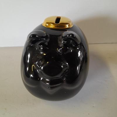 Harley Davidson Hog's - Harley Hog Piggy bank and Harley Hog salt & pepper shakers