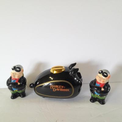 Harley Davidson Hog's - Harley Hog Piggy bank and Harley Hog salt & pepper shakers