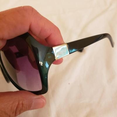 Chloe, Hilfiger, Disel Sunglasses and More (GR-KD)