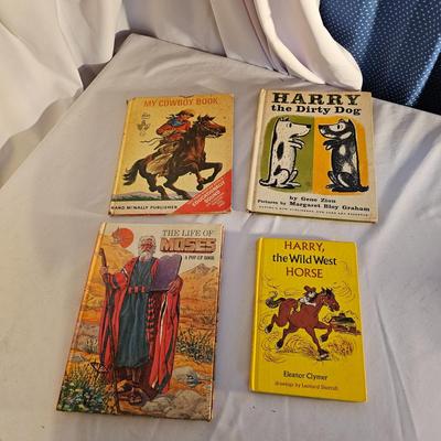 Children's Books & Stories (UO-JS)