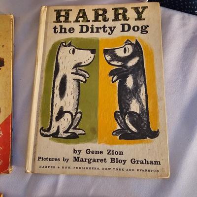 Children's Books & Stories (UO-JS)