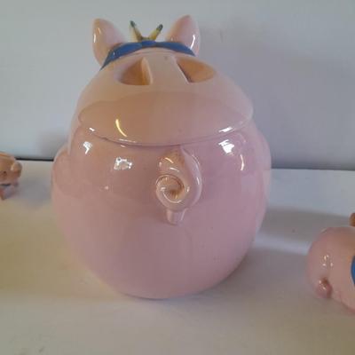 Coco Dowley Pig cookie jar with Pig salt & pepper shakers